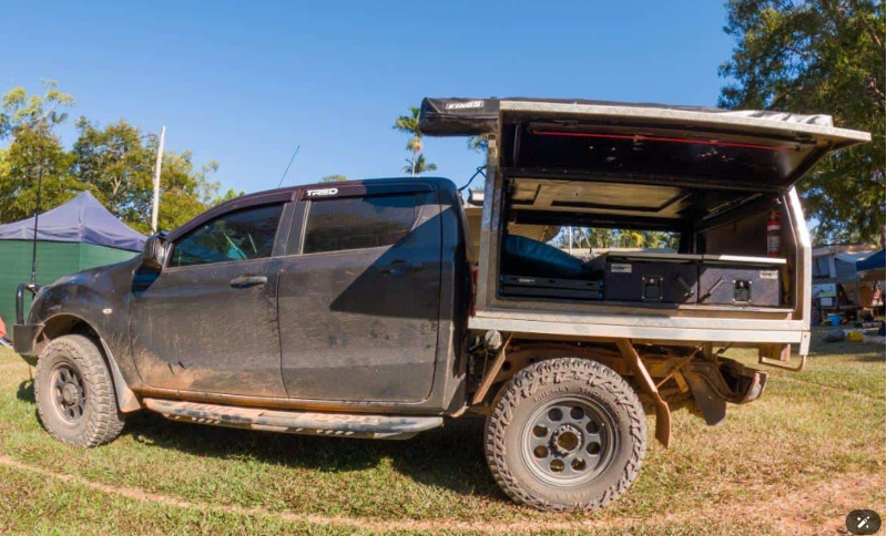 Towing a Caravan or Trailer with Your 4x4: Key Considerations for the Tow Ball weight